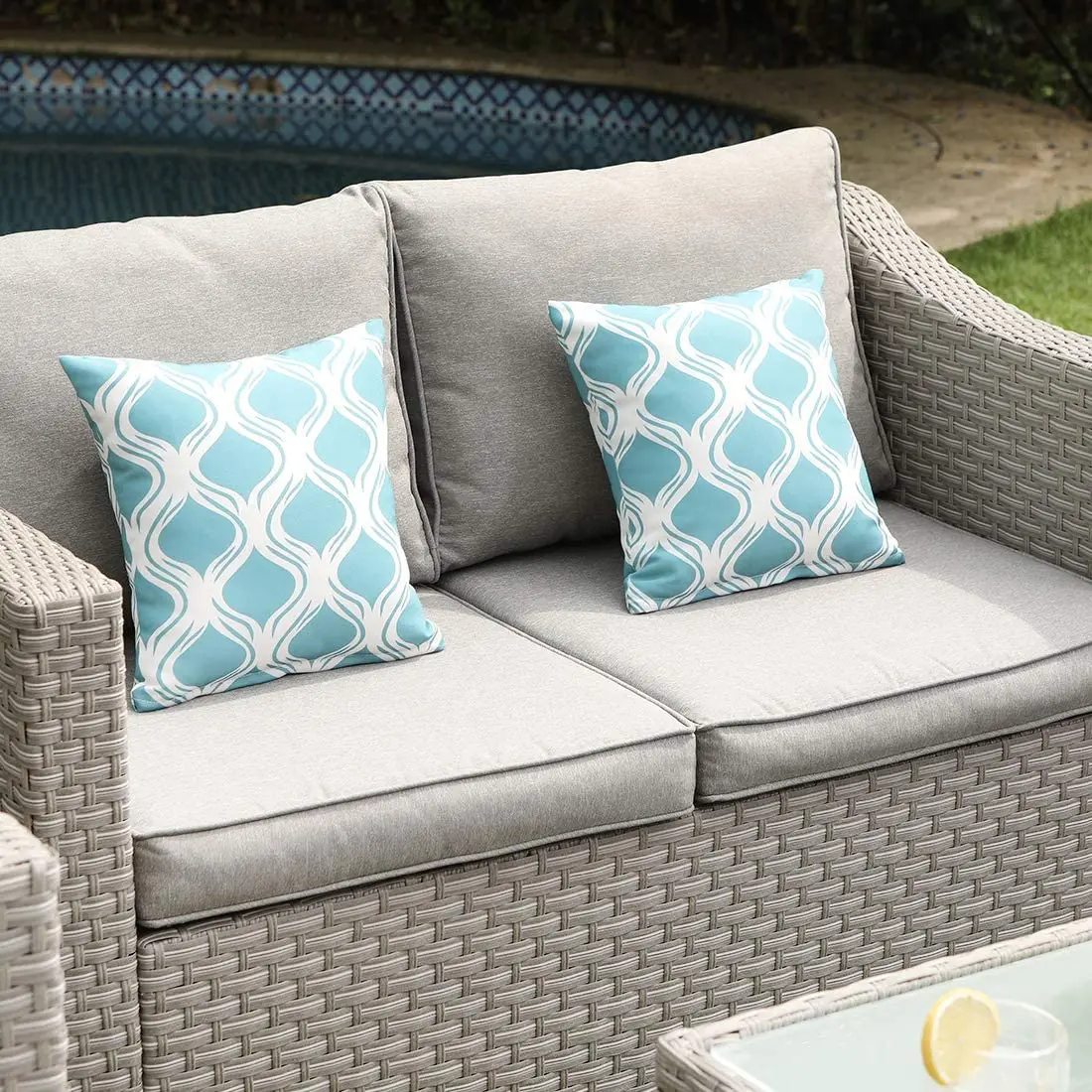 Outdoor Furniture With Fire Pit Table - -Ganzmöbel 5-teiliges Sofa aus Korbgeflecht mit